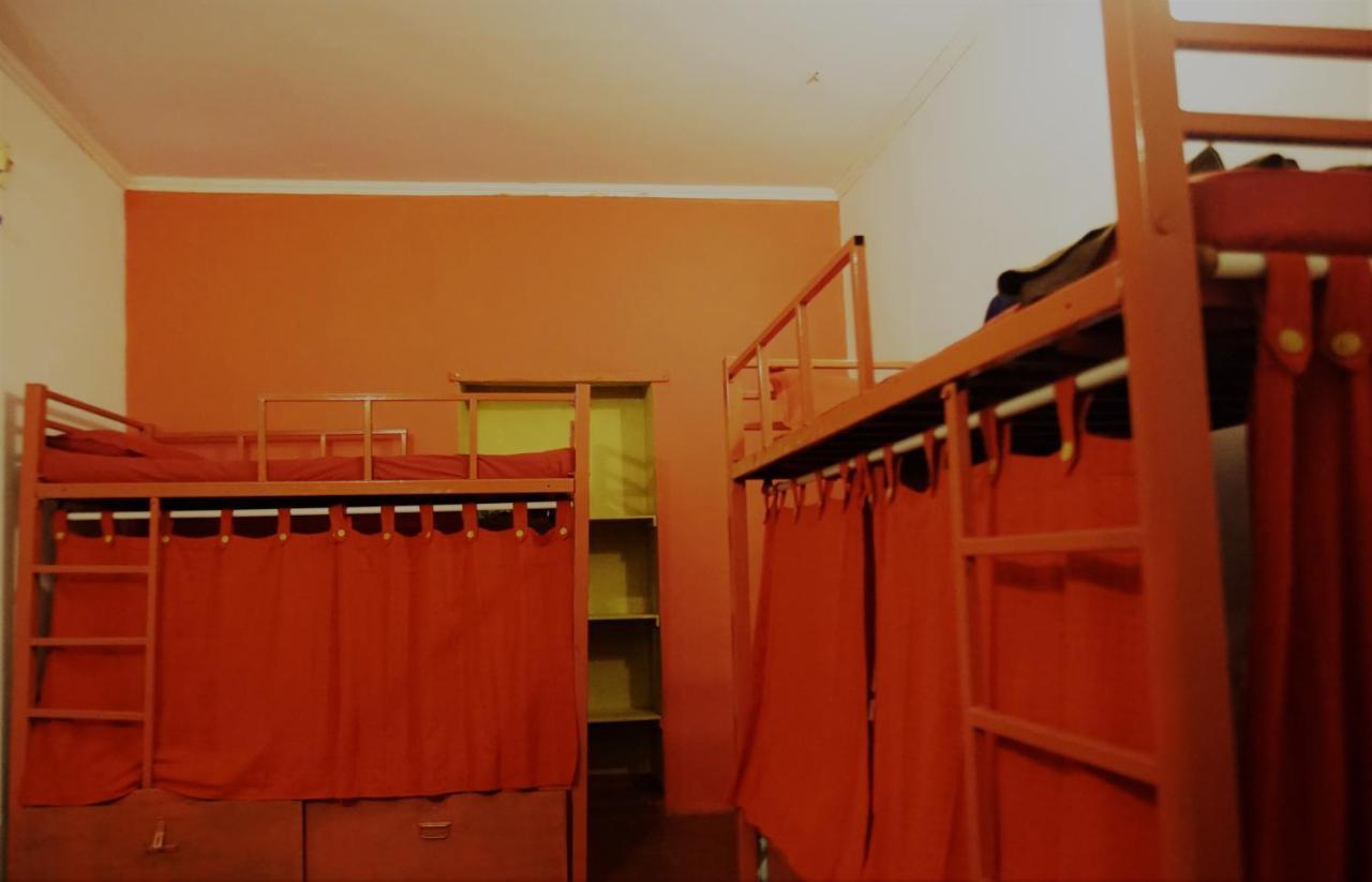 Gaia Hostels 안주나 외부 사진