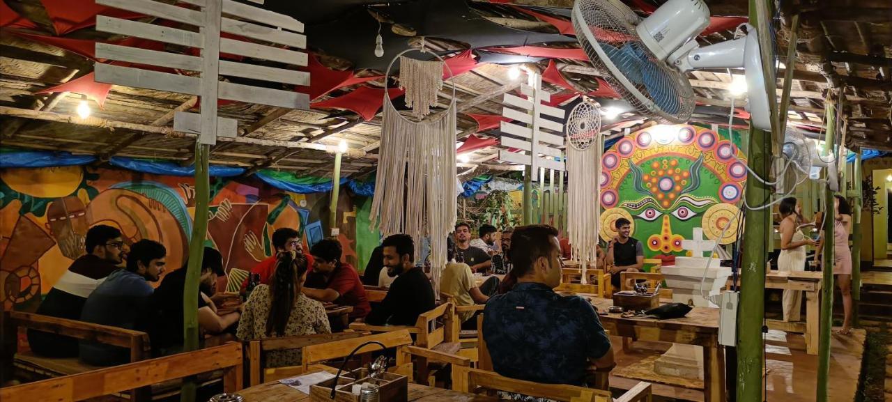 Gaia Hostels 안주나 외부 사진